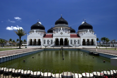 Мечеть Байтуррахман Рая на острове Суматра