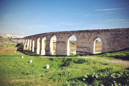 Акведук Камарес в Ларнанке