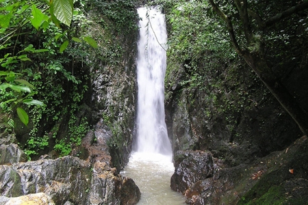 Водопад Банг Пэ на острове Пхукет