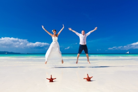 В Таиланде запретили проведение свадьбы на пляжах